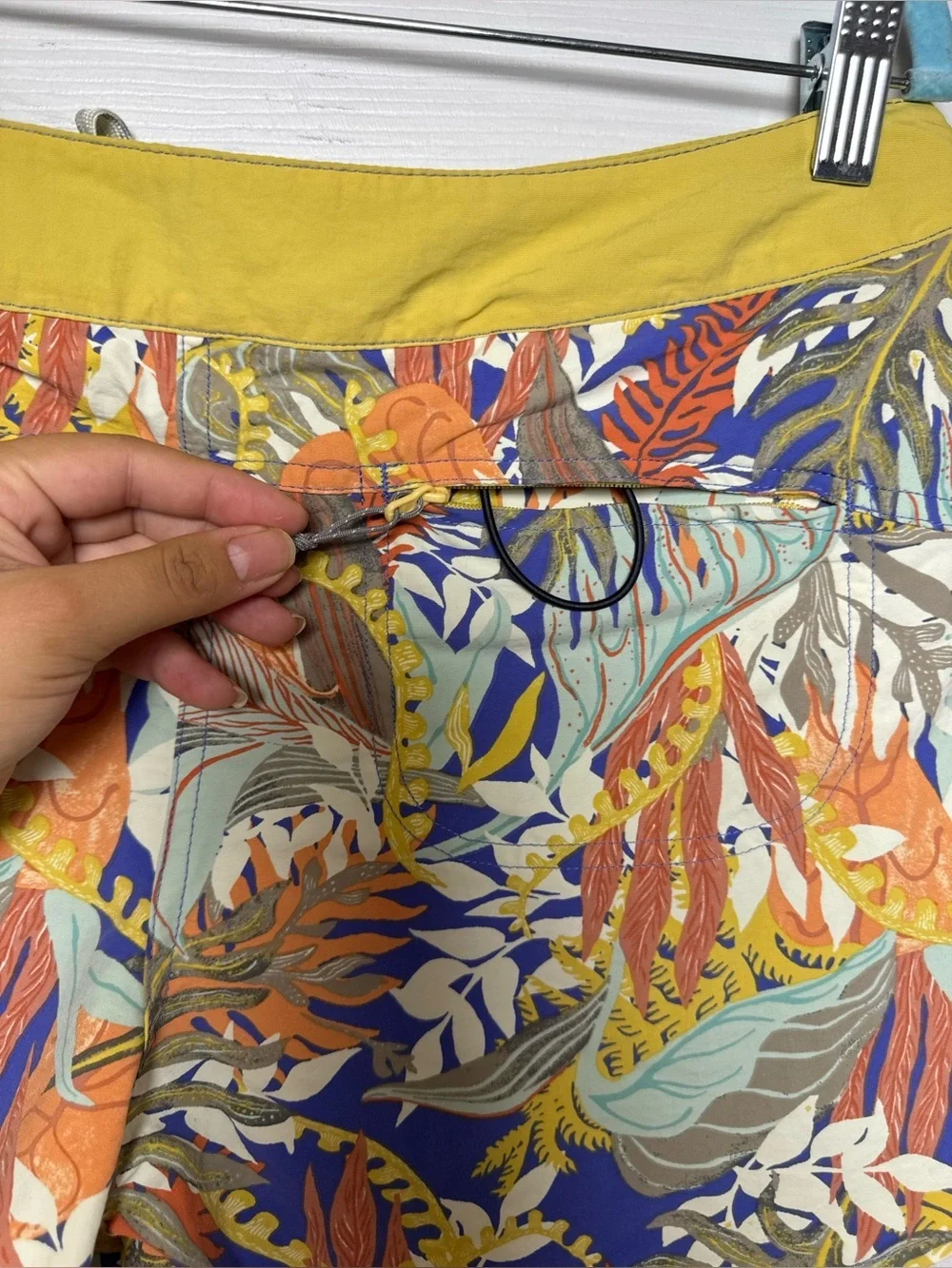 Patagonia Women's Wavefarer Boardshorts Jurassic Ferns Size 10 Coastal Tropical